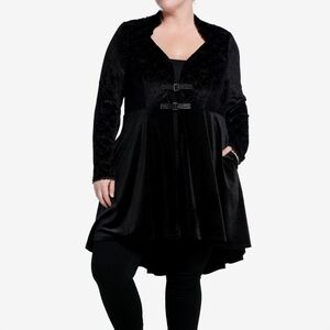 The Witcher Netflix Hot Topic Her Universe Yennefer Velvet Waistcoat Plus Size 3